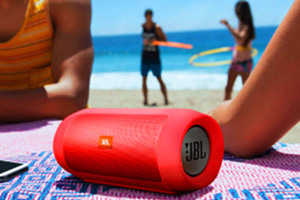 Слив в ВК на портативную колонку JBL Charge2